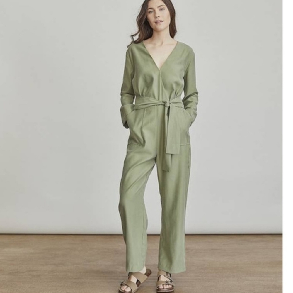 Elizabeth and James Utility Wrap Jumpsuit Olive Green Tie Waist Size Small